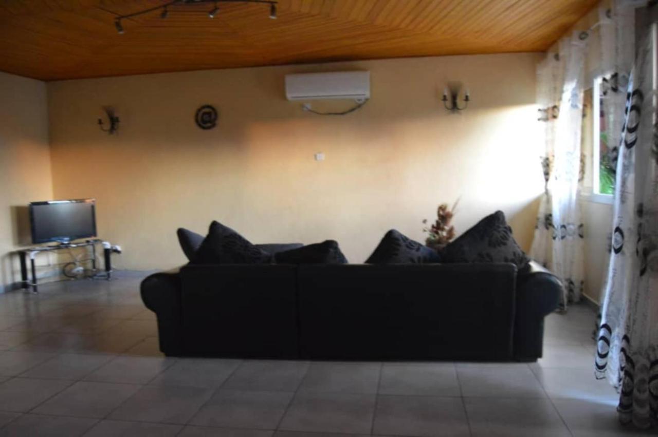 Residence Hoteliere Borel Denver Douala Dış mekan fotoğraf