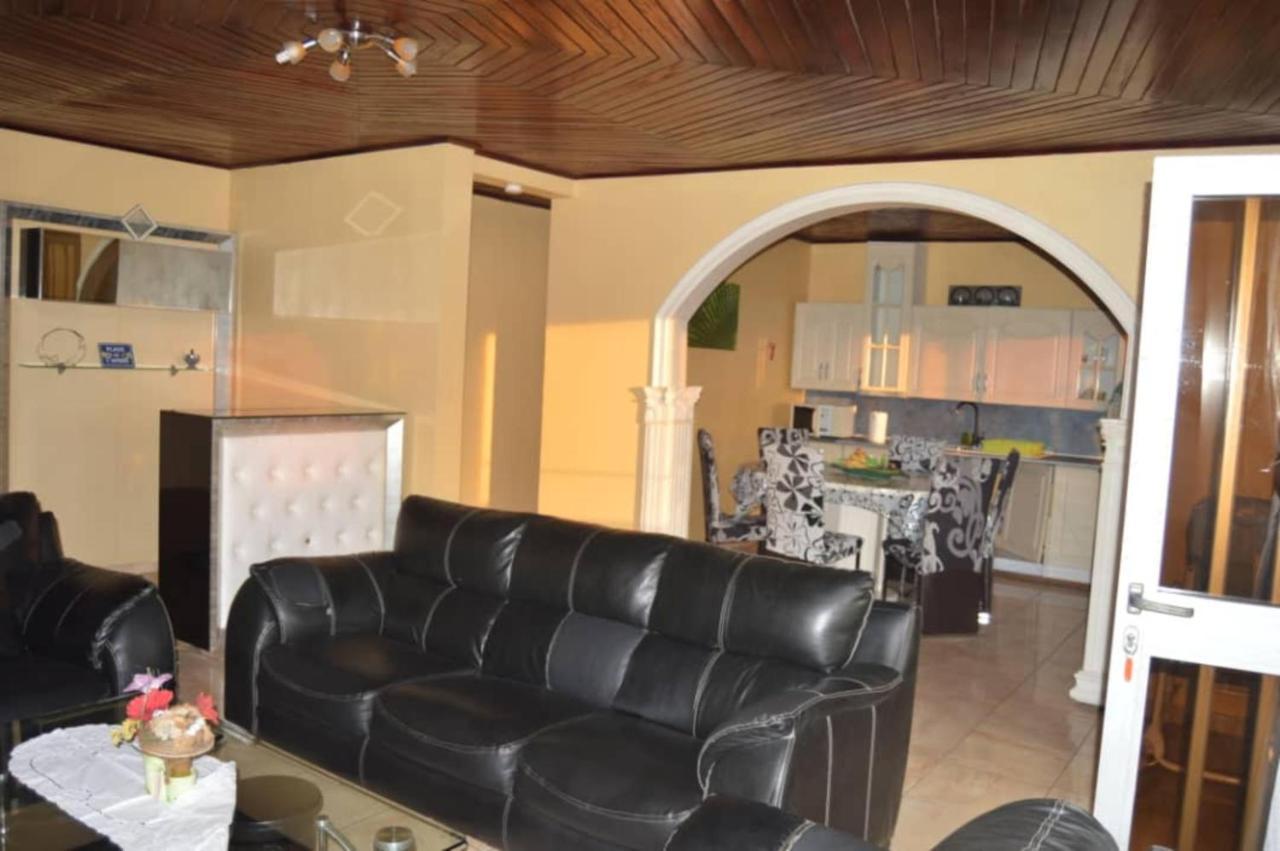 Residence Hoteliere Borel Denver Douala Dış mekan fotoğraf