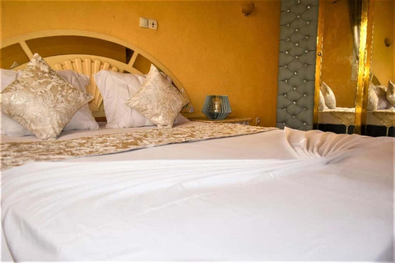Residence Hoteliere Borel Denver Douala Dış mekan fotoğraf