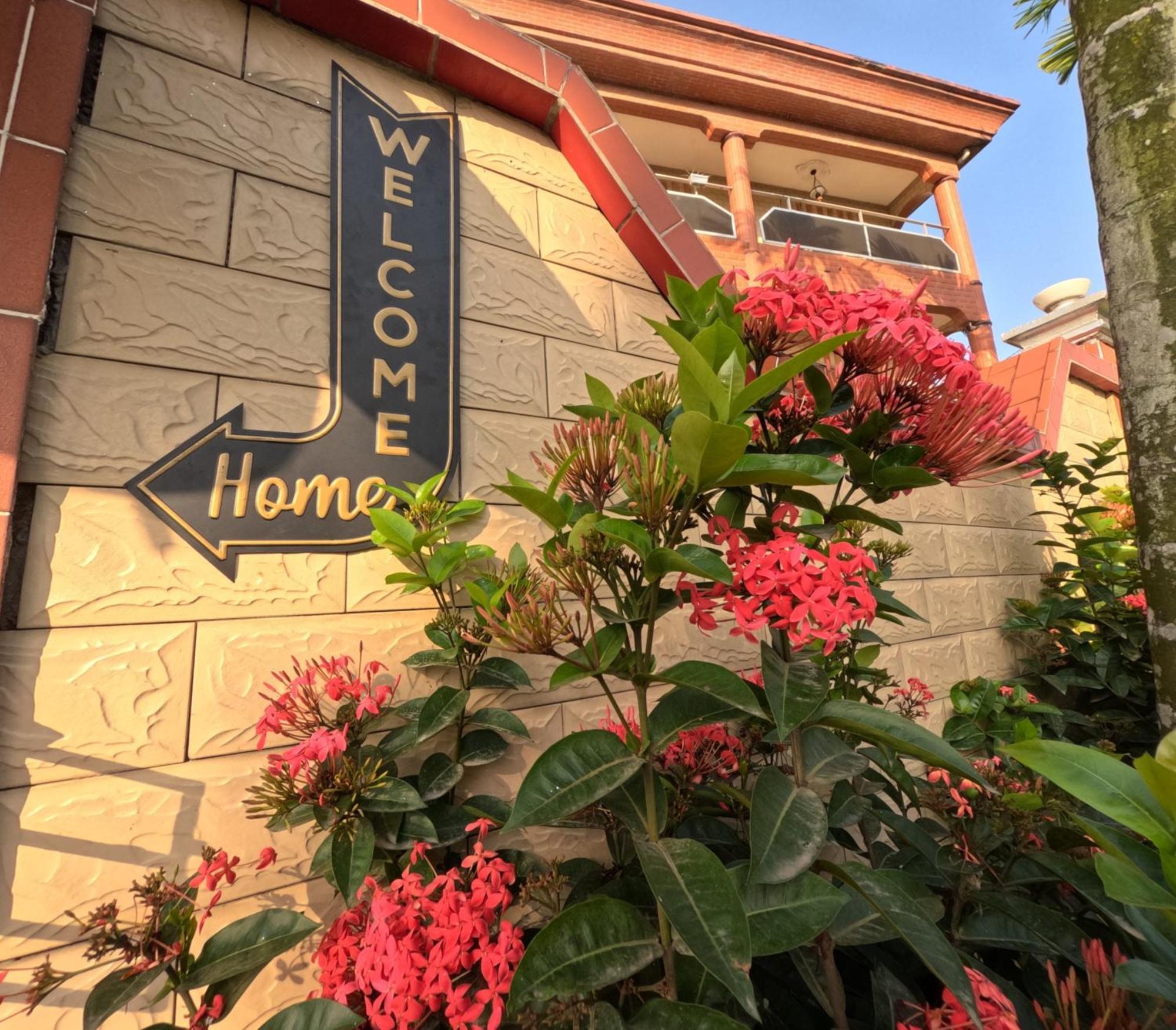 Residence Hoteliere Borel Denver Douala Dış mekan fotoğraf