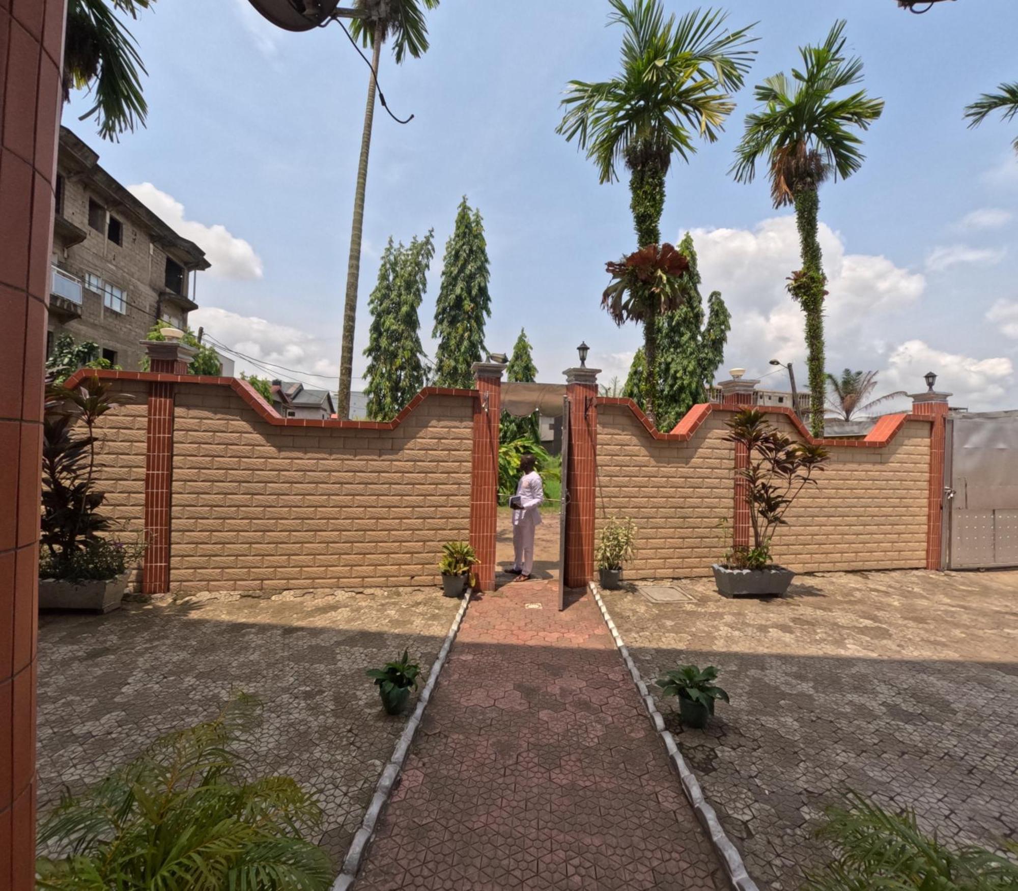 Residence Hoteliere Borel Denver Douala Dış mekan fotoğraf