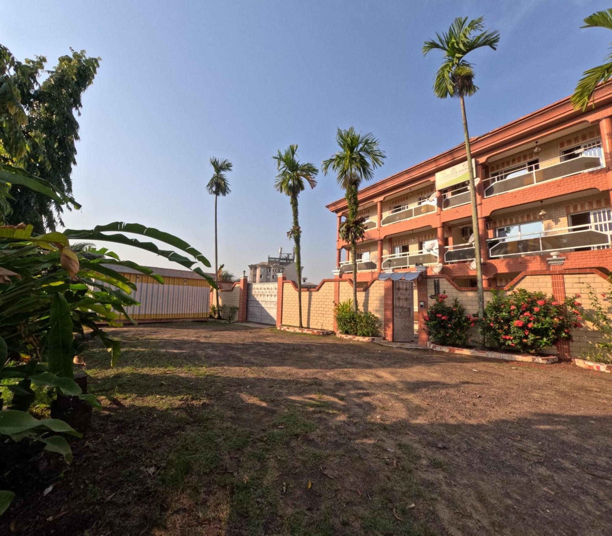 Residence Hoteliere Borel Denver Douala Dış mekan fotoğraf